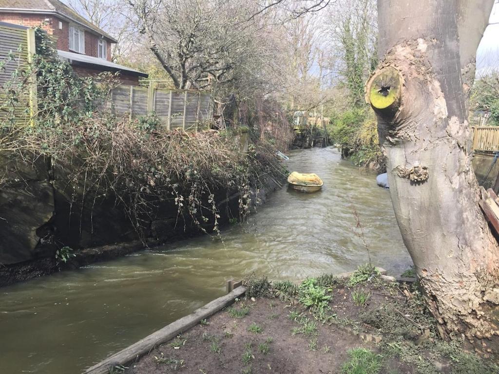 River House With Heated Pool June To Sep & Garden Twickenham Bagian luar foto
